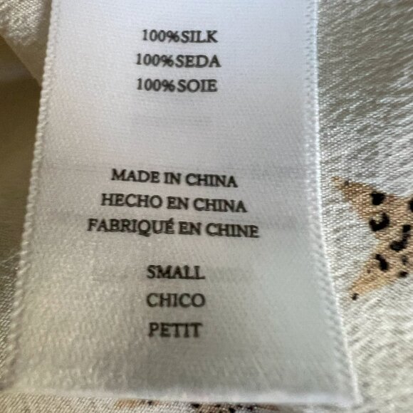 Rails 100% Silk Luxe Long Sleeve Button Down Kate Ivory Animal Stars Size Small - Picture 5 of 6